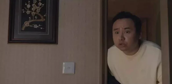 骚年老头视频videosXXXX：震惊全网的惊人真相，背后竟隐藏着这种不可思议的故事！