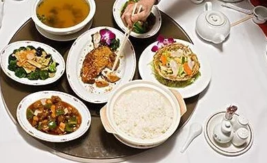 911吃爪网：一个专注于分享美食、餐饮体验和烹饪技巧的平台，旨在为用户提供丰富的美食资讯与交流空间