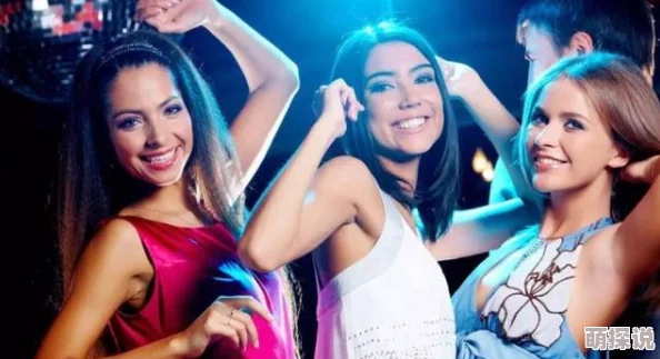 可乐操欧美在线播放:热舞狂潮席卷网络,全球粉丝齐聚一堂,共享激情与活力的盛宴! 可乐操欧美在线播放:热舞狂潮席卷网络,全球粉丝齐聚一堂,共享激情与活力的盛宴!