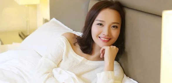 yy6080理aa级伦大片一级：最新更新，带你领略不一样的视觉盛宴与精彩剧情！
