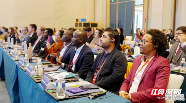 欧亚*,这个话题真是引发了大家的热议,许多人都有不同的看法和见解 欧亚*,这个话题真是引发了大家的热议,许多人都有不同的看法和见解