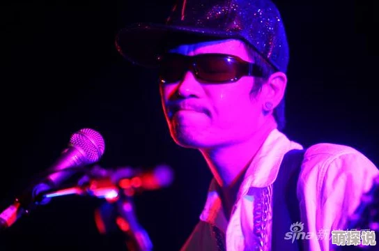 日本顶级RAPPER潮水老狼新专辑发布引发热议粉丝期待他的音乐风格再度突破界限