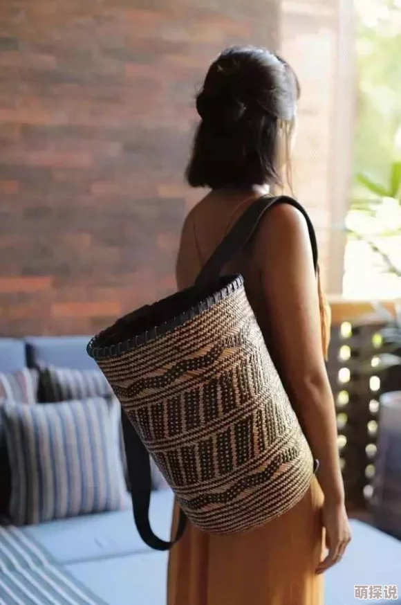 少妇人妻偷人精品无码视频画面清晰，剧情紧凑，演员表现自然流畅，看得出是精心制作的作品