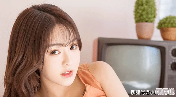 人妻夜夜爽天天爽三区麻豆AV此标题暗示频繁的成人内容，涉及多种情境和角色扮演