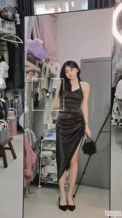 人妖丝袜变装被c好爽积极面对生活勇敢做自己追求快乐与自由