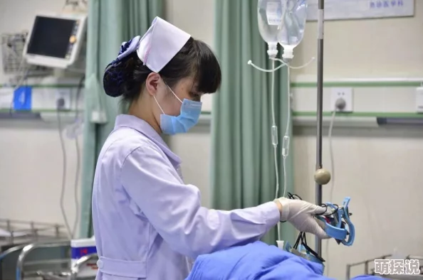 护士强迫我闻她的臭丝袜脚近日一名护士因工作压力大与患者互动不当引发热议