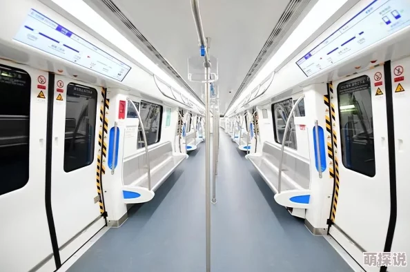 惊喜揭秘：地铁紧急逃生门原来隐藏在这些地方，关键时刻能救命！速看！