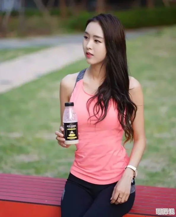 中国美女毛茸茸让我们感受到自然之美与生命的活力，珍惜每一个美好的瞬间