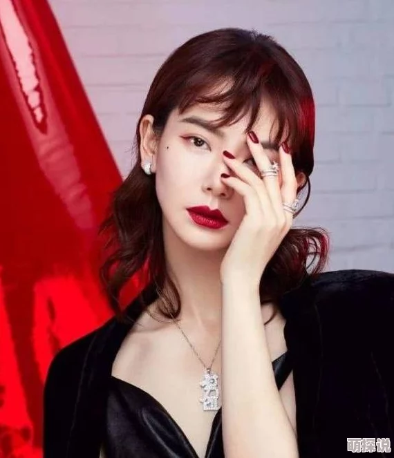 少妇泬出白浆18p积极向上，生活充满希望与美好，努力追求梦想，拥抱每一天的阳光