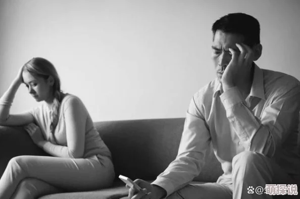 娇妻交换妻子们开始了新的生活彼此适应中