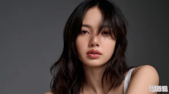 国产精品综合色区小说更新至第100章女主角身陷险境