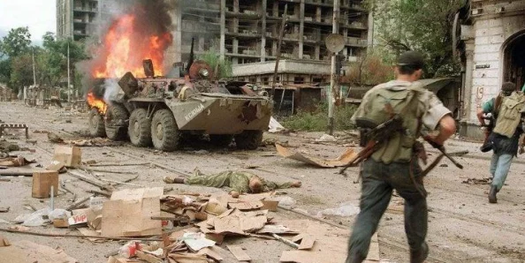 大j8军警男男刺激男同巨石阵灾劫让我们珍惜自然与历史的和谐共生,共同守护美好未来 大j8军警男男刺激男同巨石阵灾劫让我们珍惜自然与历史的和谐共生,共同守护美好未来