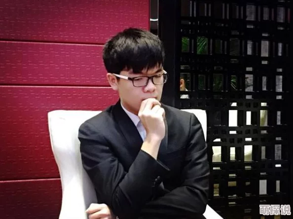 新浪围棋新闻竞技风暴柯洁疑似与神秘女约会网友纷纷猜测其新恋情