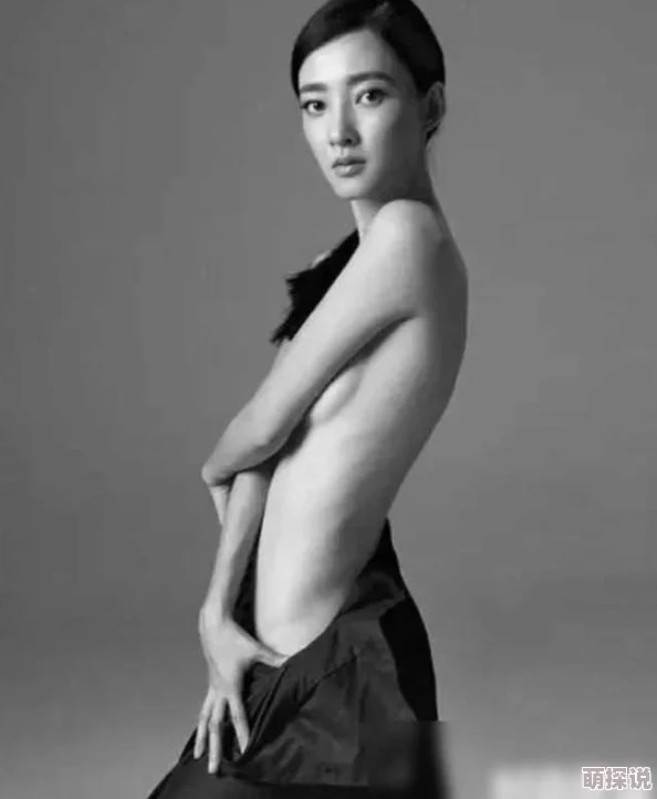 女明星裸体(无遮挡)为何引发争议？是艺术还是噱头？